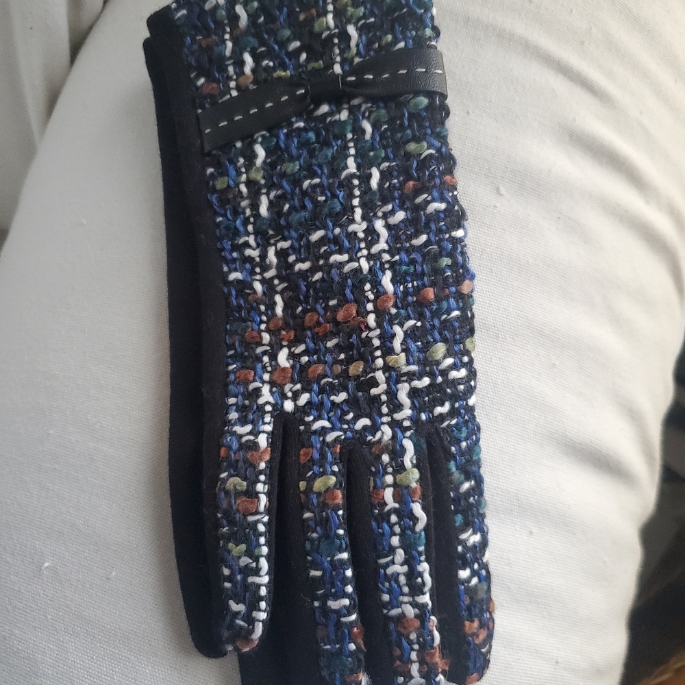 Women's tweed gloves